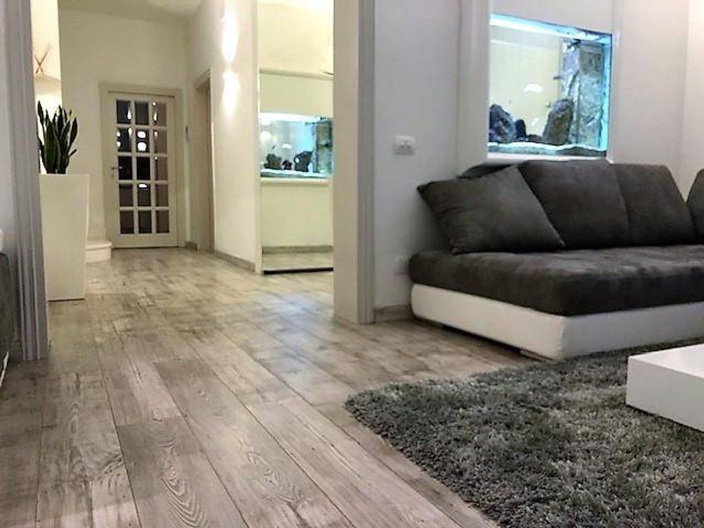 Luxury House for sale in Massa, 920 000 €, Photo 3