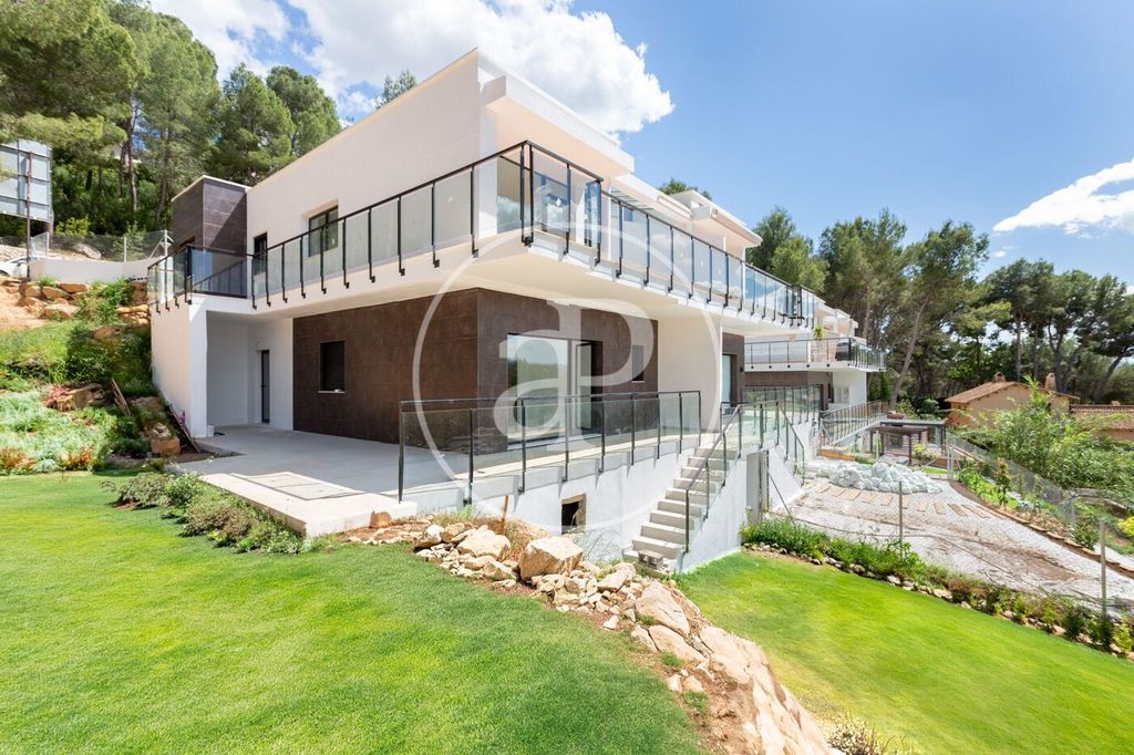 Maison de luxe à vendre à Chiva, 470 000 €, Photo 1