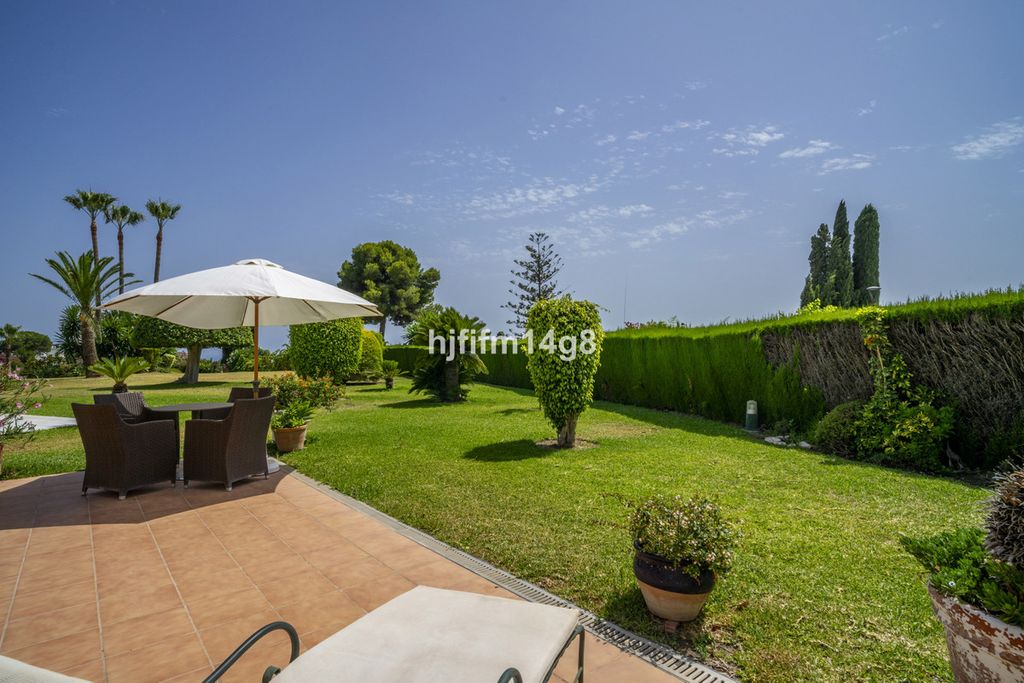 Maison de luxe à vendre à Nueva Andalucia, 995 000 €, Photo 2