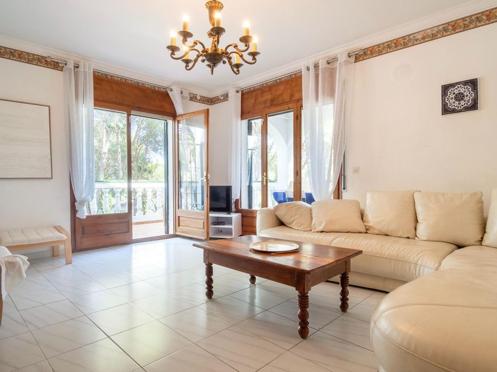 Luxury House for sale in L Escala, 645 000 €, Photo 4