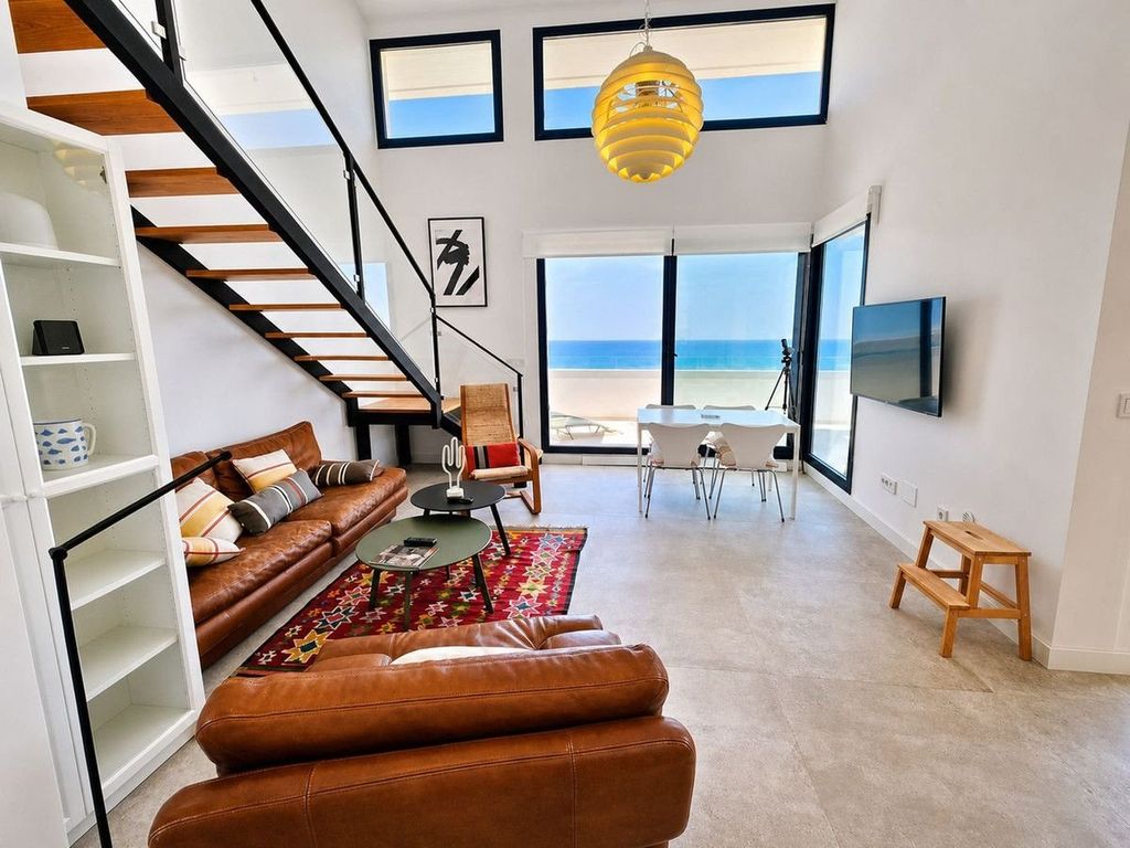 Luxury Apartment for sale in La Línea de La Concepción, 499 000 €, Photo 6