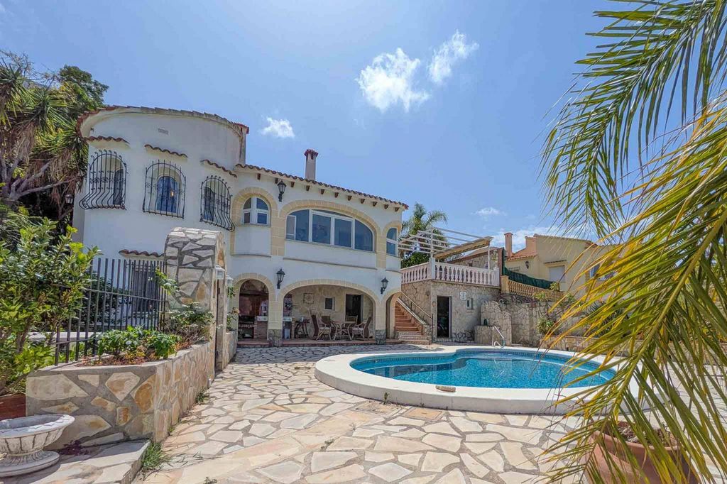 Maison de luxe à vendre à Denia, 565 000 €, Photo 1