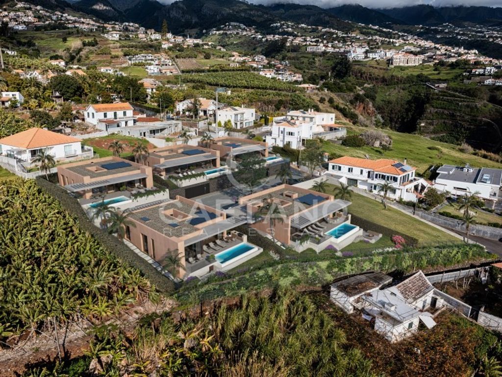 Luxury House for sale in Calheta, 1 825 000 €, Photo 1