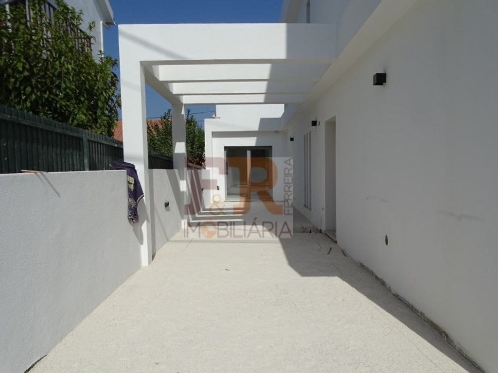 Luxury House for sale in Seixal, 450 000 €, Photo 2