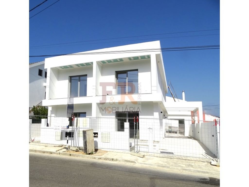 Luxury House for sale in Seixal, 450 000 €, Photo 4