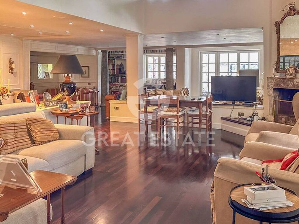 Luxury House for sale in Sacrofano, 1 800 000 €, Photo 1
