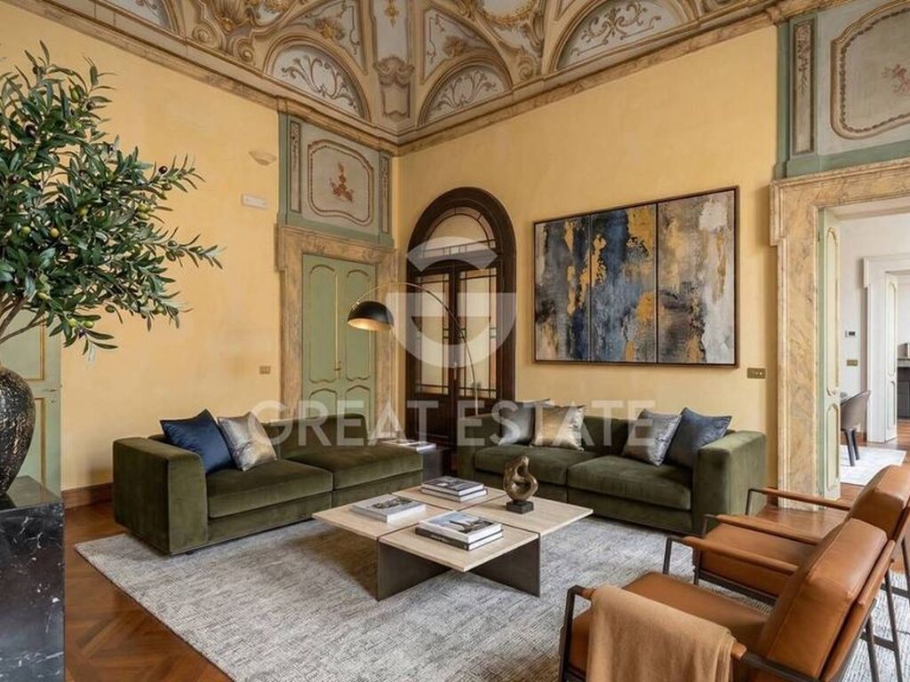 Luxury Apartment for sale in Perugia, 995 000 €, Photo 1