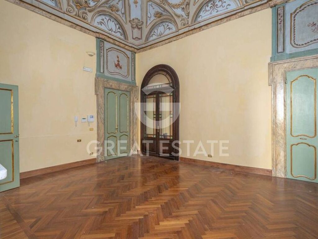 Luxury Apartment for sale in Perugia, 995 000 €, Photo 2
