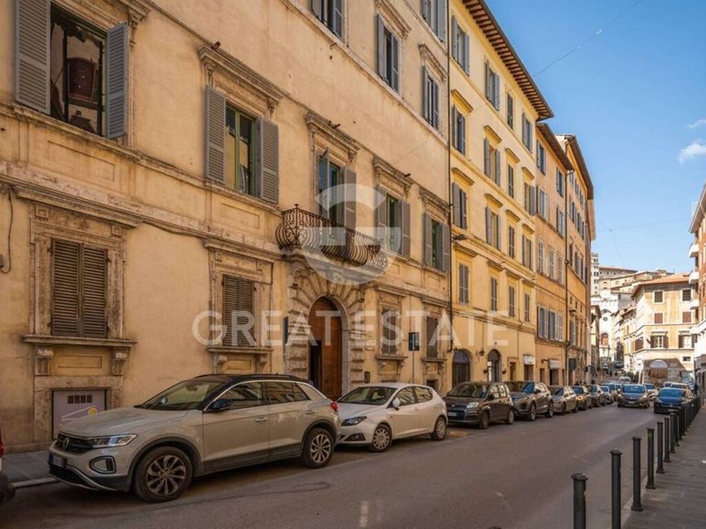Luxury Apartment for sale in Perugia, 995 000 €, Photo 4