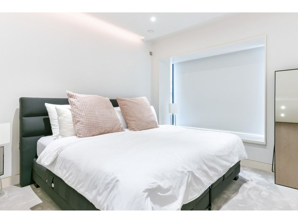 Luxury Apartment for sale in London, 1 153 016 €, Photo 7