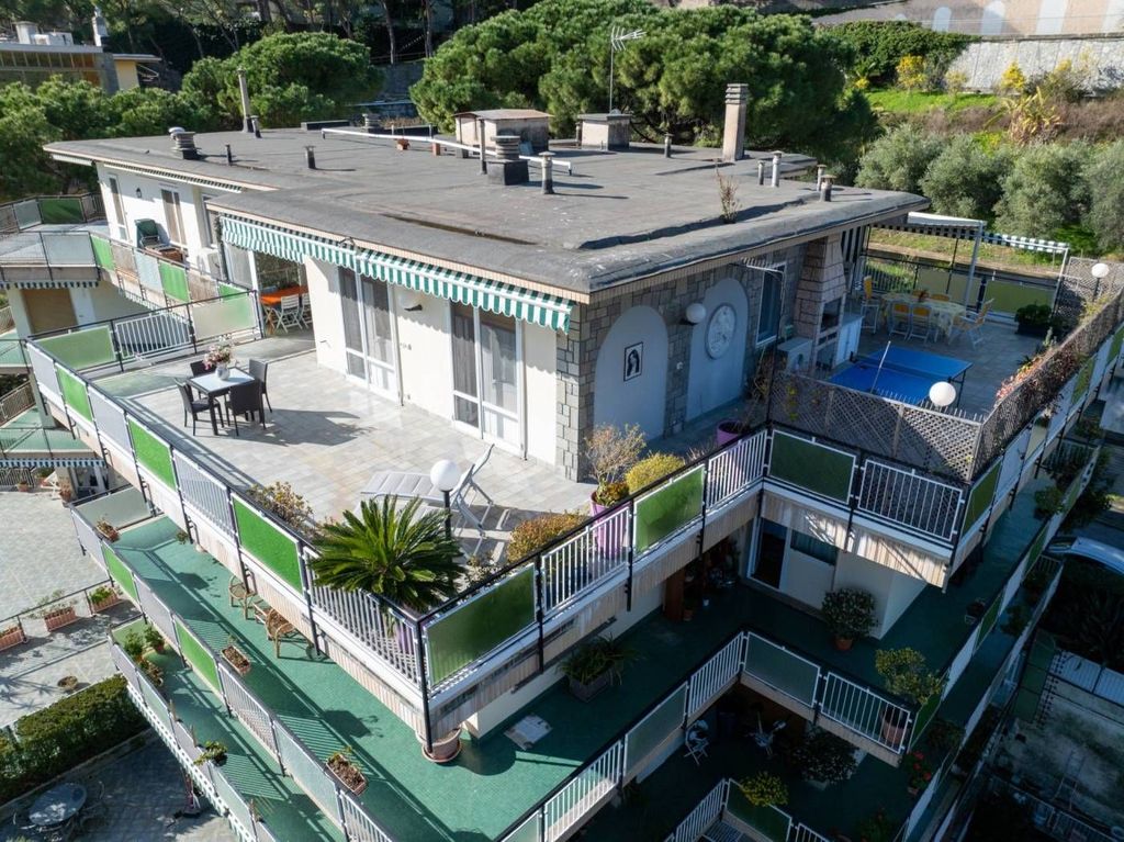 Luxury Apartment for sale in San Remo, 590 000 €, Photo 1