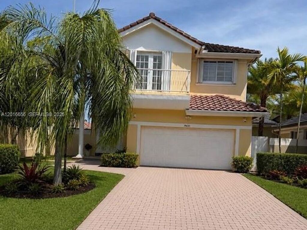 Luxury House for sale in Miami, 592 829 €, Photo 1