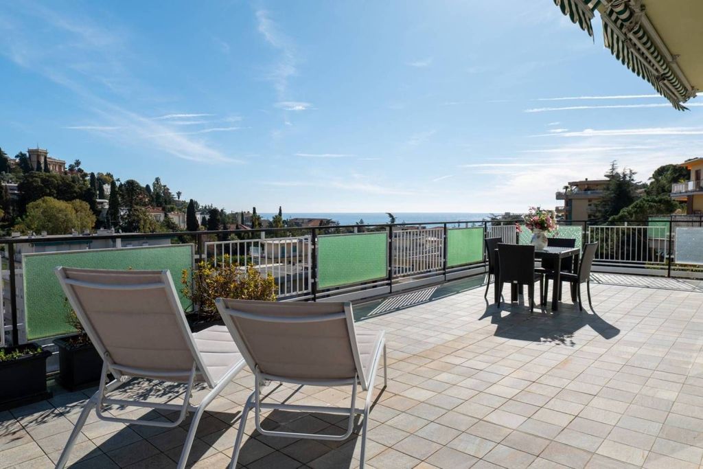 Luxury Apartment for sale in San Remo, 590 000 €, Photo 2