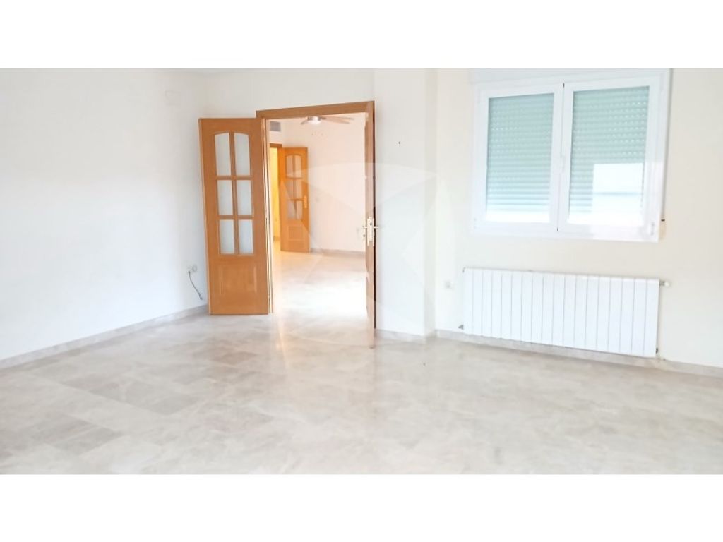 Appartement de luxe à vendre à Badajoz, 640 000 €, Photo 3