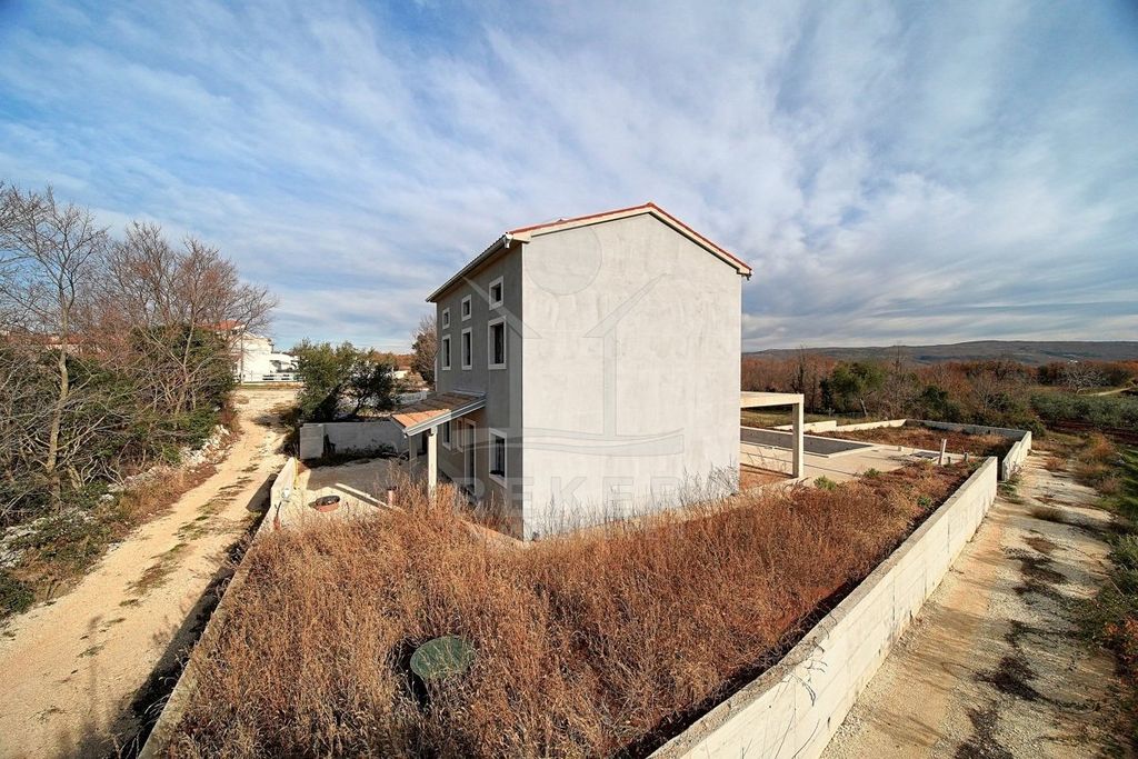 Maison de luxe à vendre à Barban, 790 000 €, Photo 4