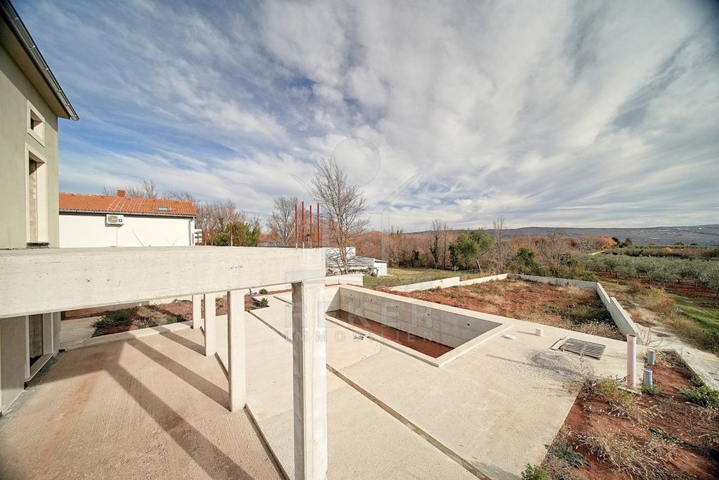 Maison de luxe à vendre à Barban, 790 000 €, Photo 7