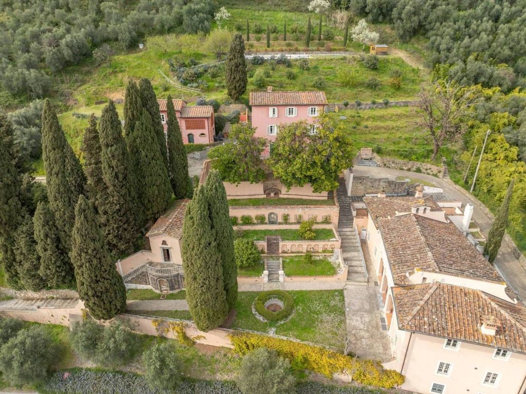 Luxury House for sale in Pescia, 3 500 000 €, Photo 1