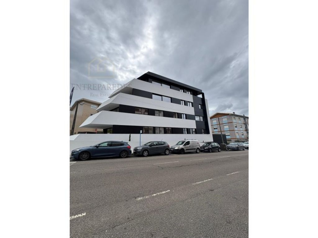 Luxury Apartment for sale in Gondomar, 410 000 €, Photo 3