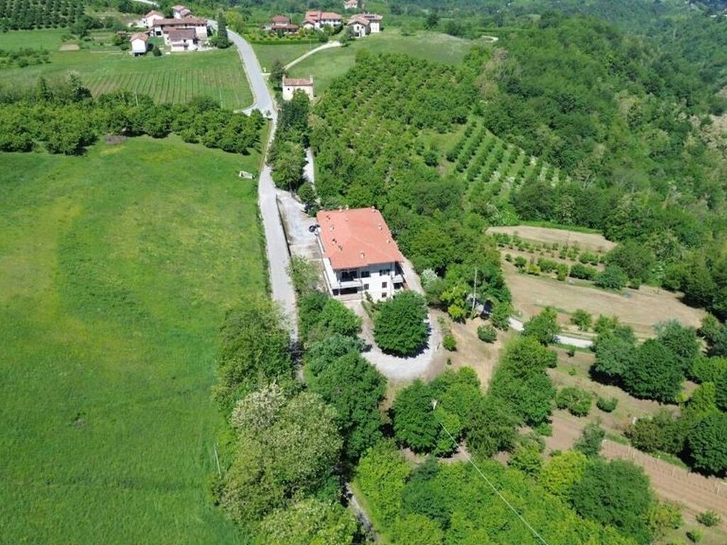 Luxury House for sale in Roddino, 1 059 000 €, Photo 5