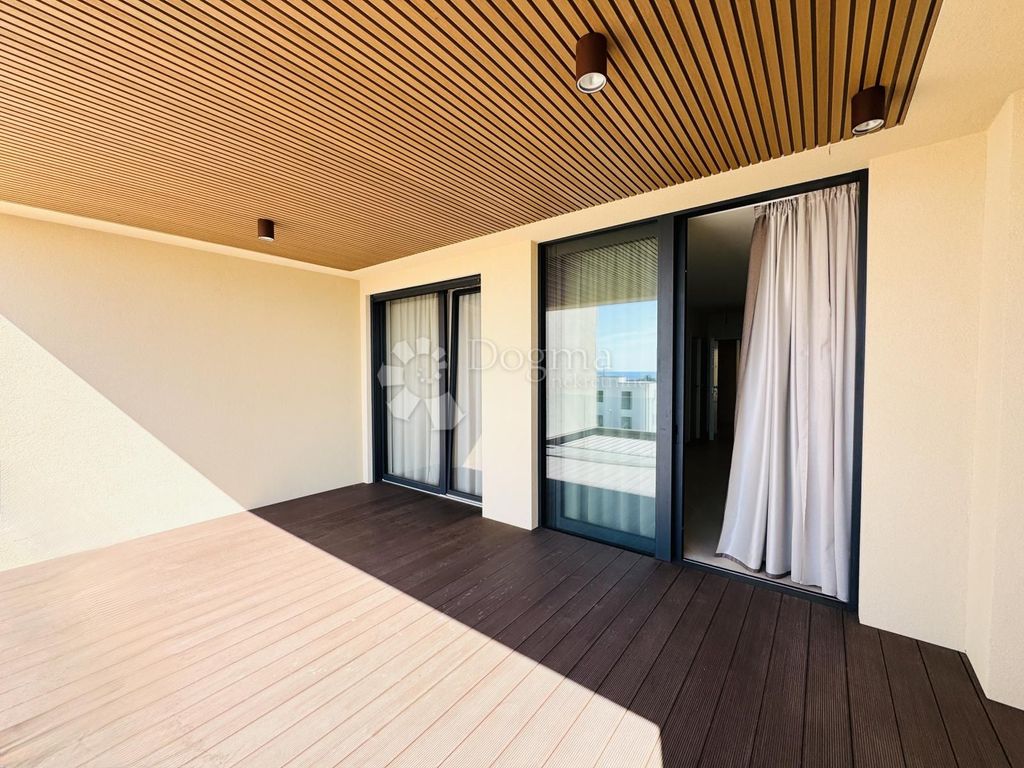 Luxury Apartment for sale in Novigrad, 469 000 €, Photo 1