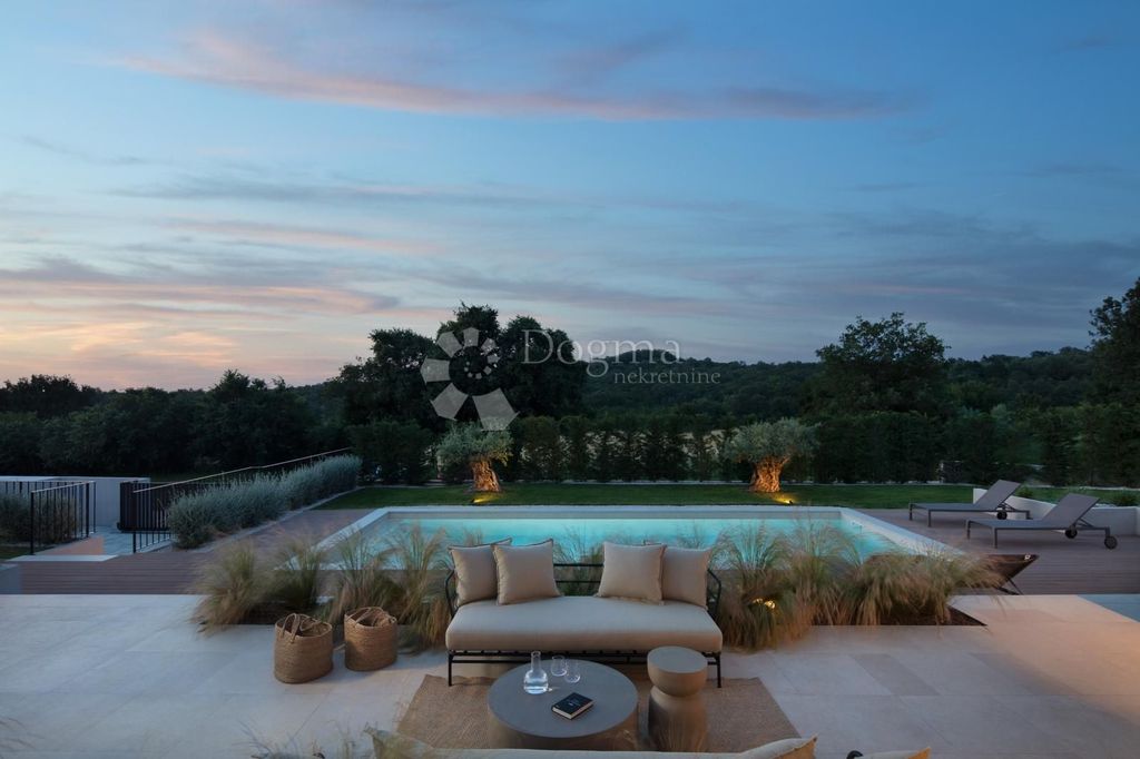 Maison de luxe à vendre à Vrsar, 1 400 000 €, Photo 3