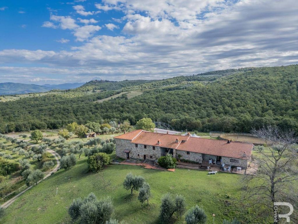Luxury House for sale in Laterina, 1 350 000 €, Photo 1