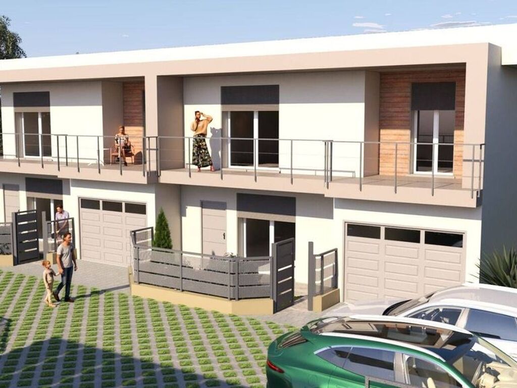 Luxury House for sale in Gavirate, 464 000 €, Photo 4