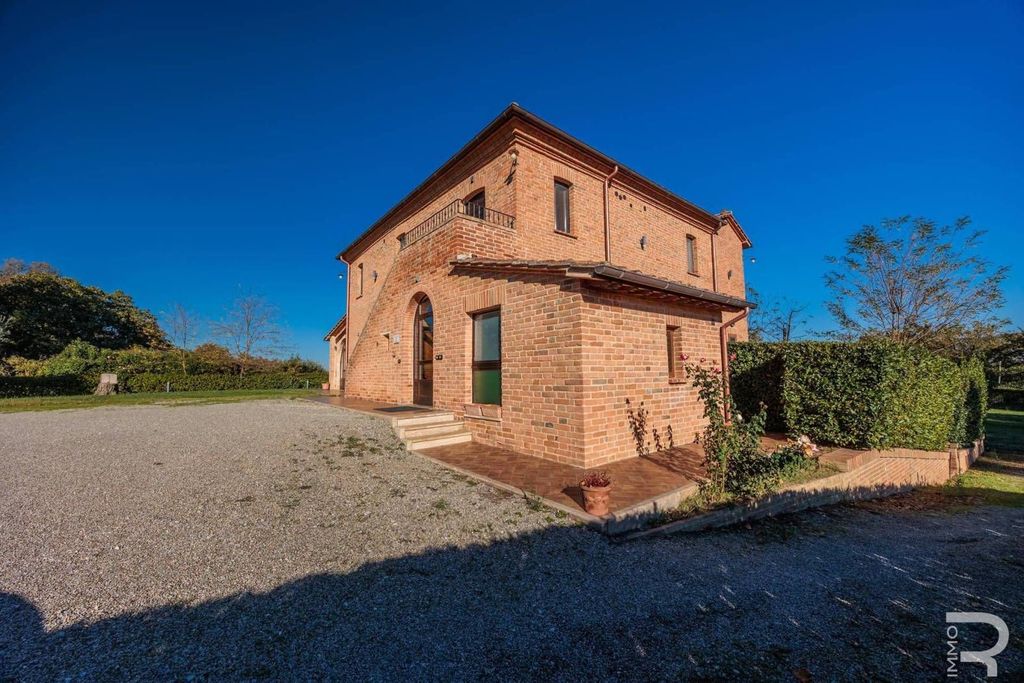 Luxury House for sale in Chiusi, 1 490 000 €, Photo 6