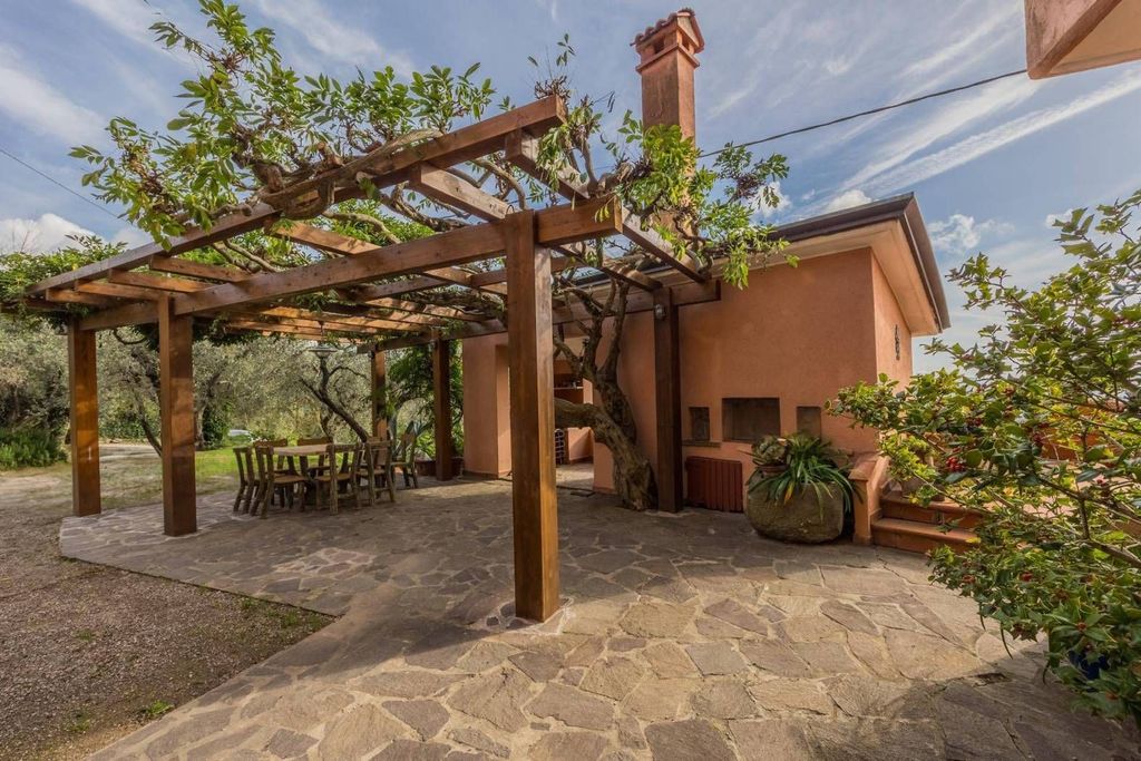 Maison de luxe à vendre à Fosdinovo, 690 000 €, Photo 7