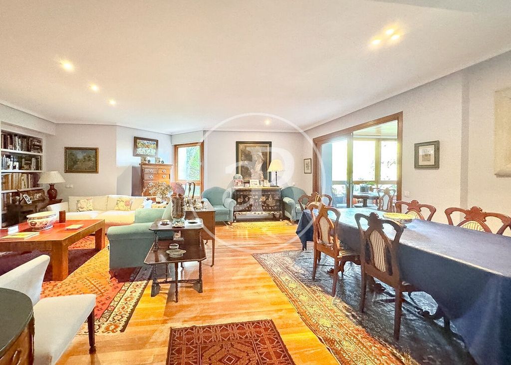 Luxury Apartment for sale in Alcobendas, 1 540 000 €, Photo 1