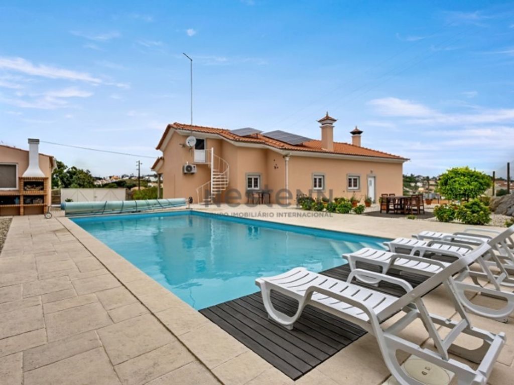 Maison de luxe à vendre à Lourinhã, 595 000 €, Photo 1