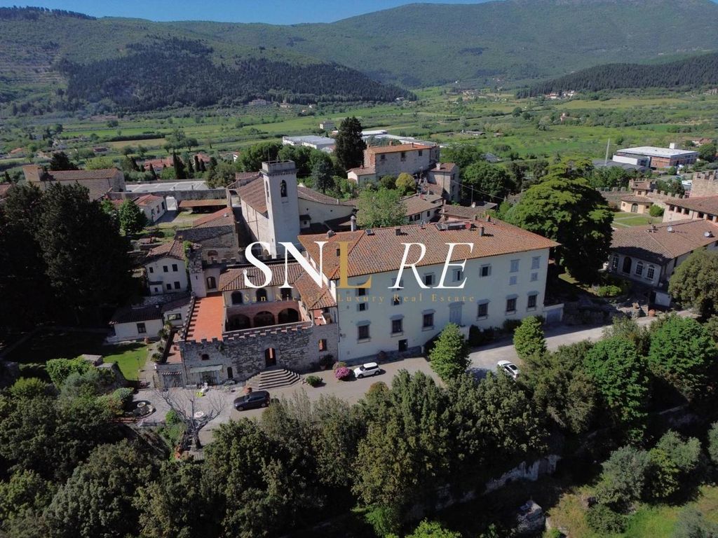 Luxury House for sale in Calenzano, 10 000 000 €, Photo 1