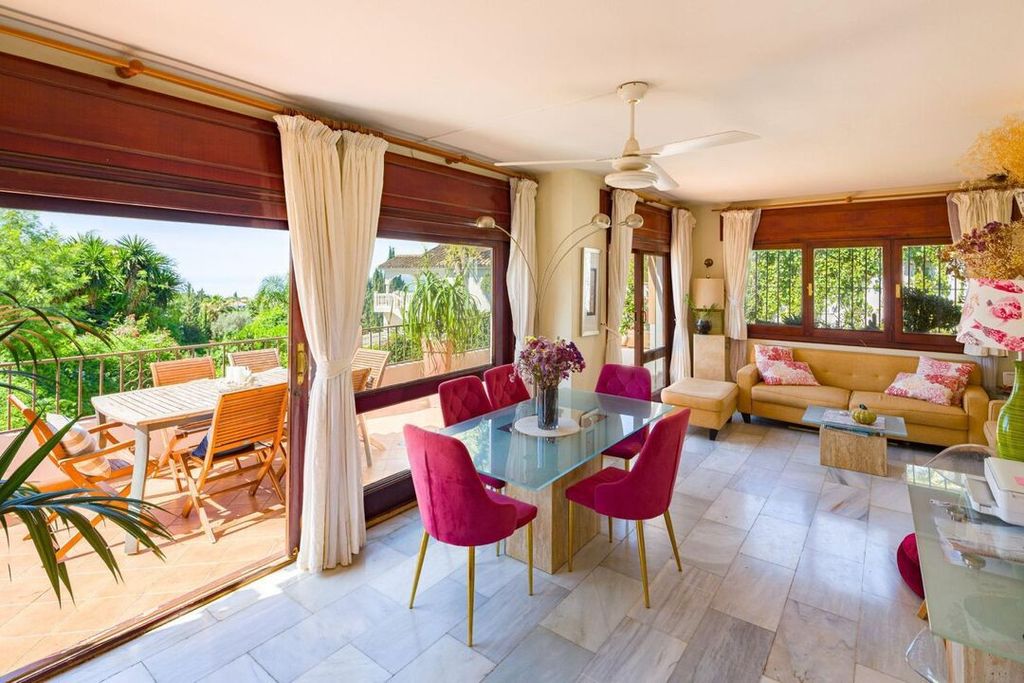Maison de luxe à vendre à Marbella, 1 200 000 €, Photo 2