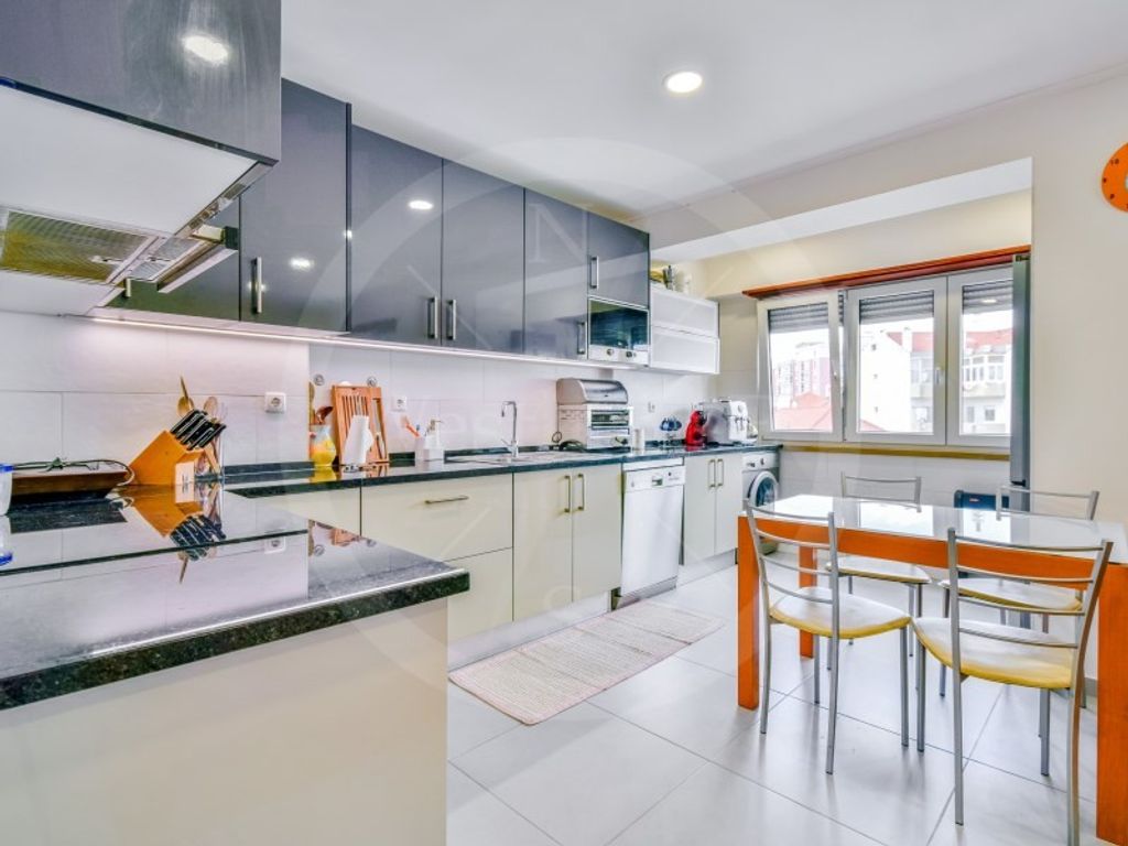 Appartement de luxe à vendre à Torres Vedras, 450 000 €, Photo 2