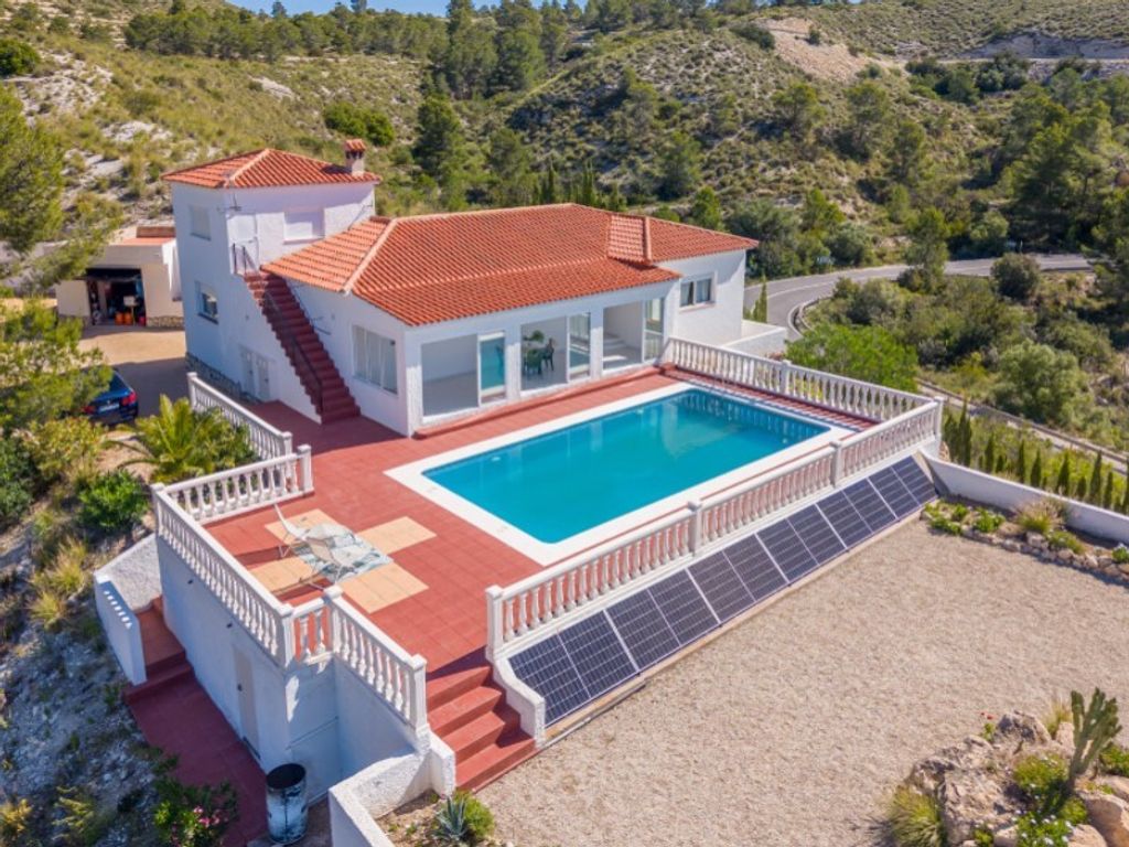 Maison de luxe à vendre à Aigües, 750 000 €, Photo 4
