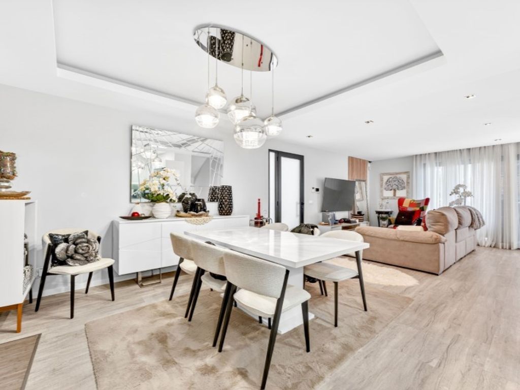 Maison de luxe à vendre à Câmara de Lobos, 540 000 €, Photo 5
