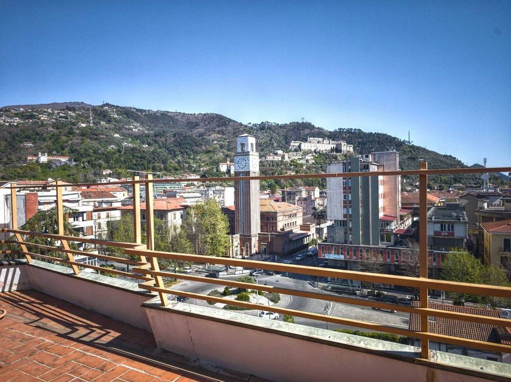 Luxury Apartment for sale in Massa, 590 000 €, Photo 7