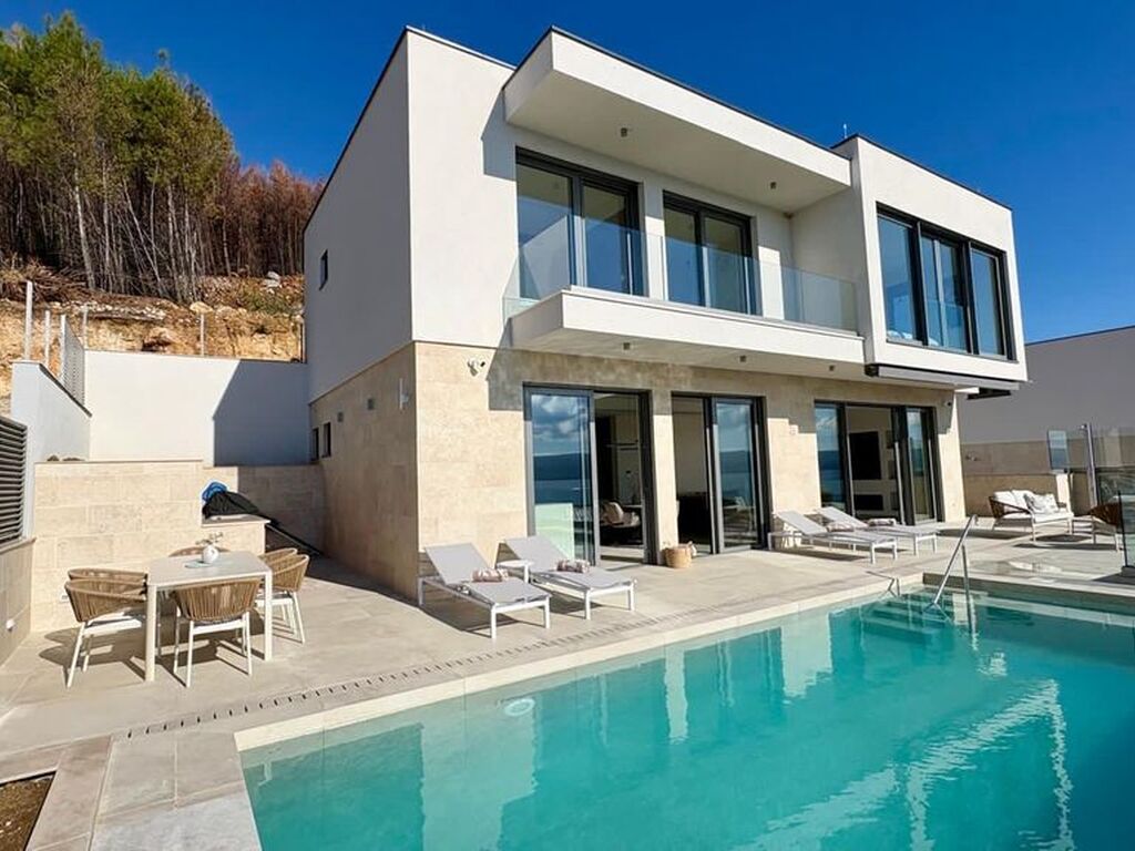 Luxury House for sale in Dugi Rat, 0 €, Photo 3