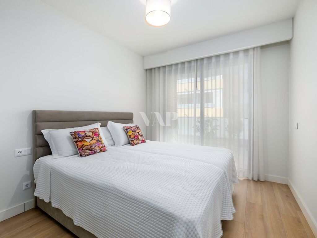 Luxury Apartment for sale in Quarteira, 725 000 €, Photo 5