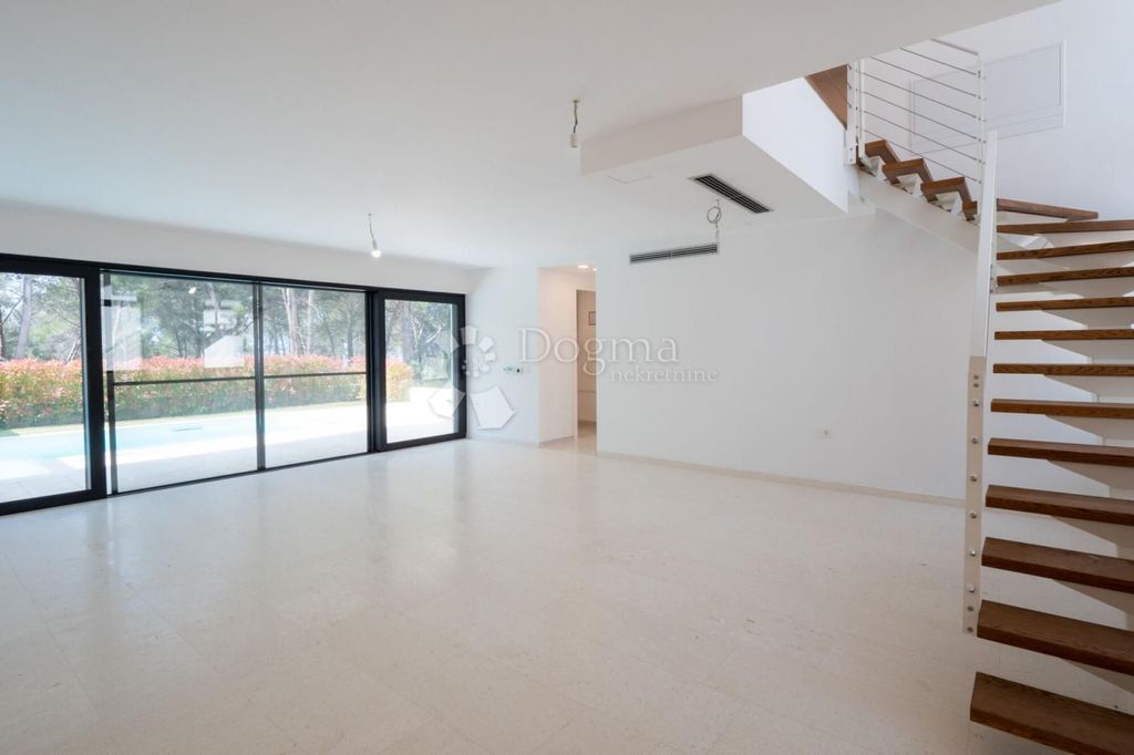 Luxury Apartment for sale in Zadar, 673 000 €, Photo 5