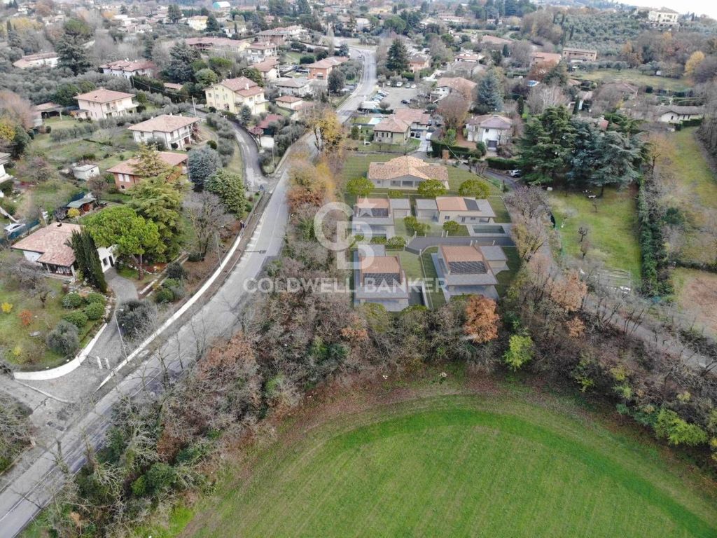 Maison de luxe à vendre à Soiano, 650 000 €, Photo 4