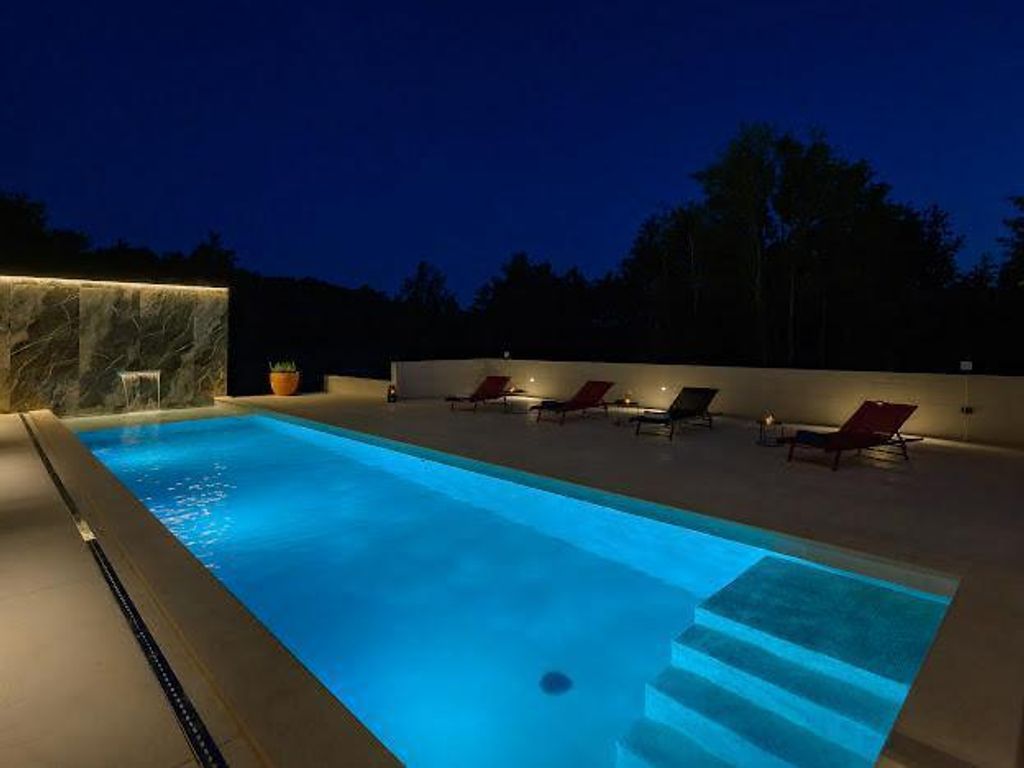 Maison de luxe à vendre à Grožnjan, 1 670 000 €, Photo 7