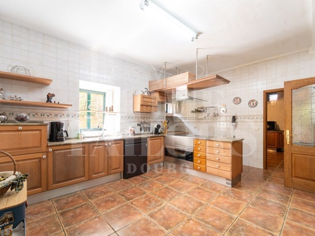 Luxury House for sale in Santa Maria Da Feira, 989 000 €, Photo 4