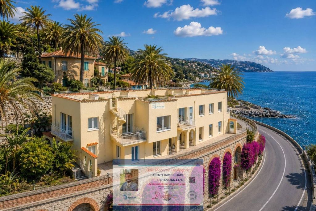 Luxury Apartment for sale in Bordighera, 780 000 €, Photo 1