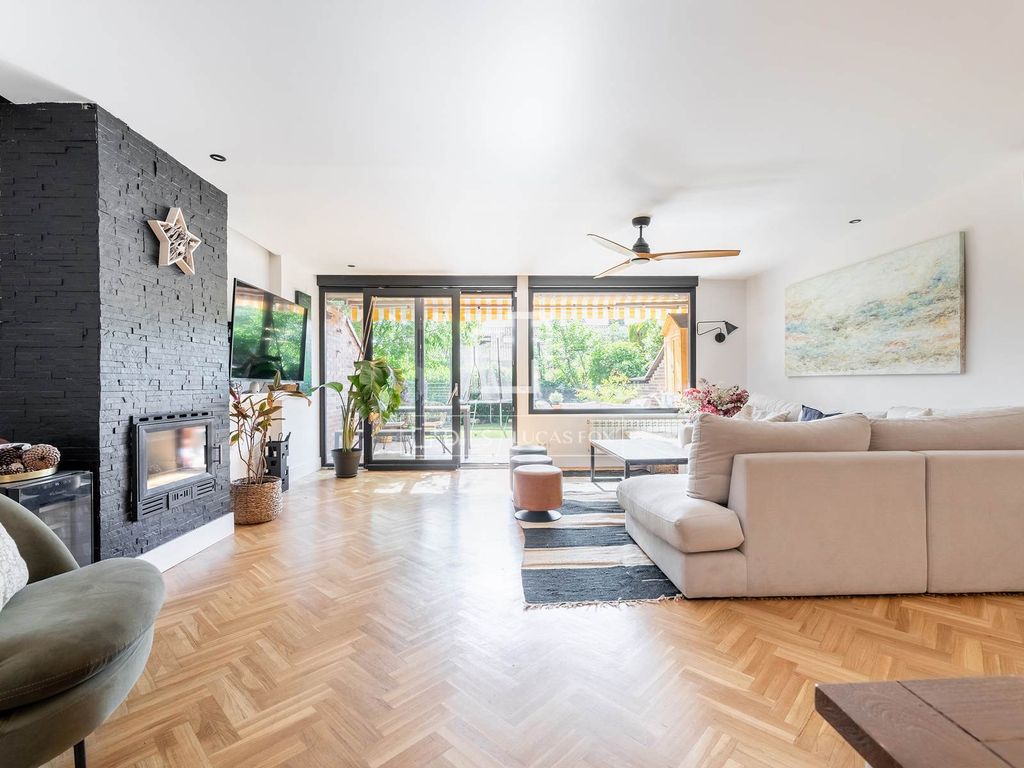 Maison de luxe à vendre à Majadahonda, 1 150 000 €, Photo 1