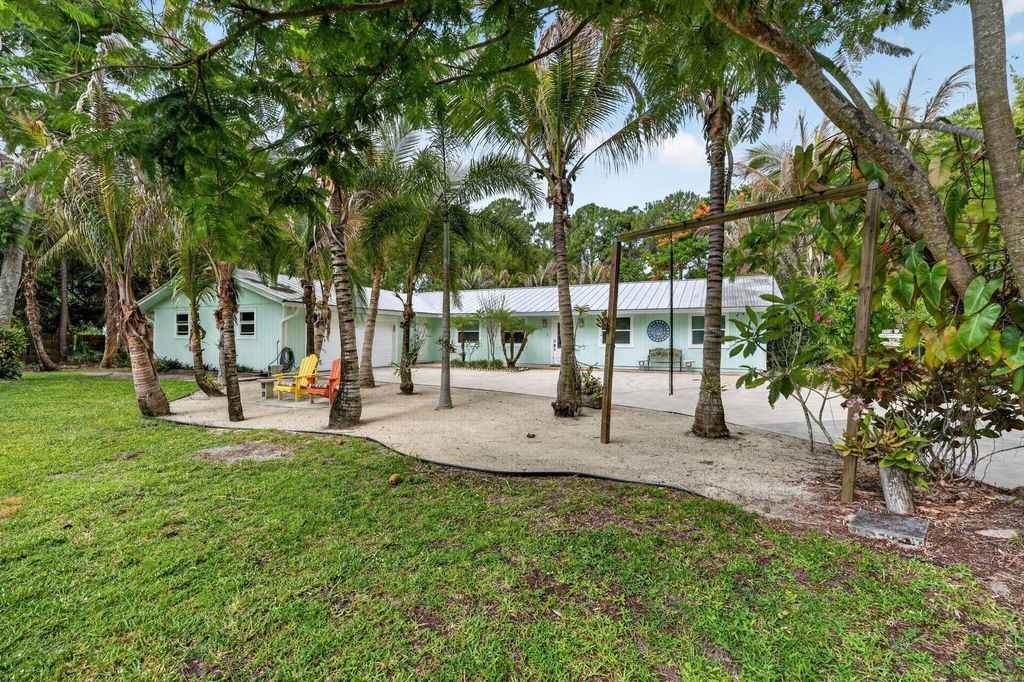 Luxury House for sale in Jupiter, 840 851 €, Photo 1