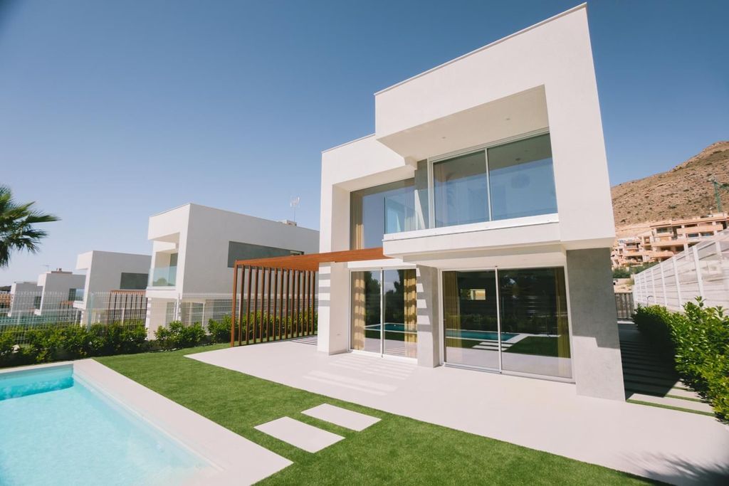Maison de luxe à vendre à Finestrat, 870 000 €, Photo 1