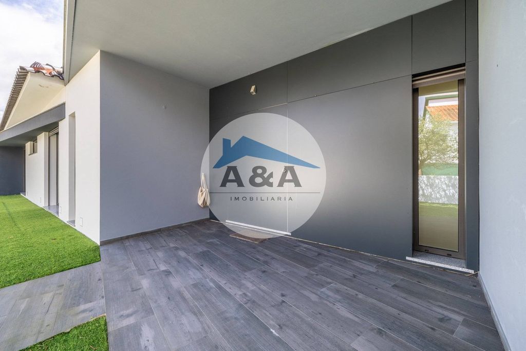 Maison de luxe à vendre à Leiria, 649 000 €, Photo 3