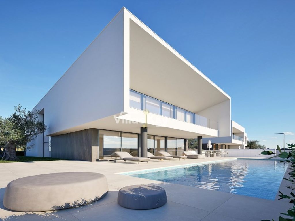 Luxury House for sale in Lagos, 2 400 000 €, Photo 2