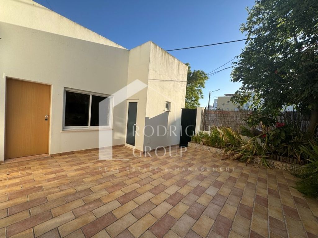 Luxury House for sale in Portimão, 595 000 €, Photo 3